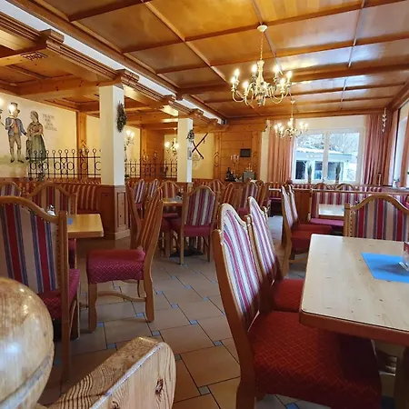 Berggasthof Alpenrose 3*